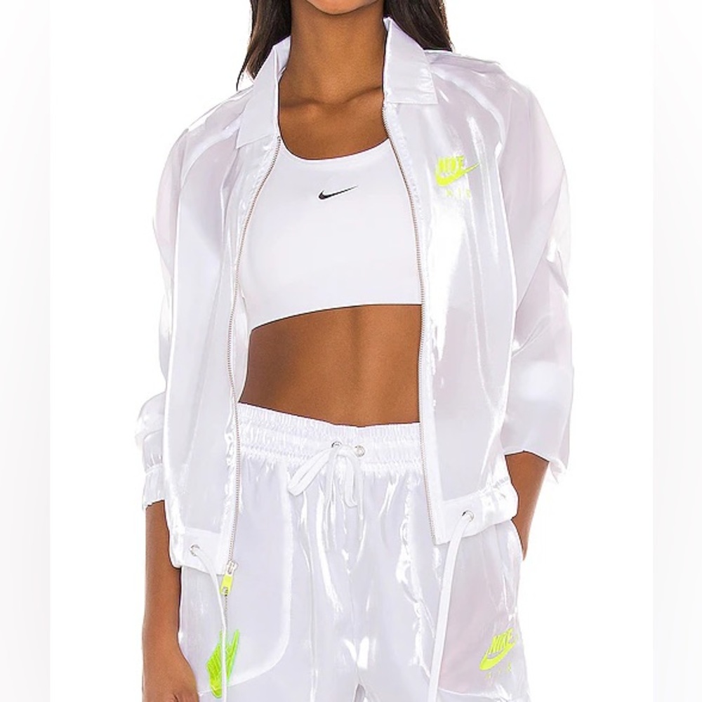 Nike Air Sheen Jacket in White size XS